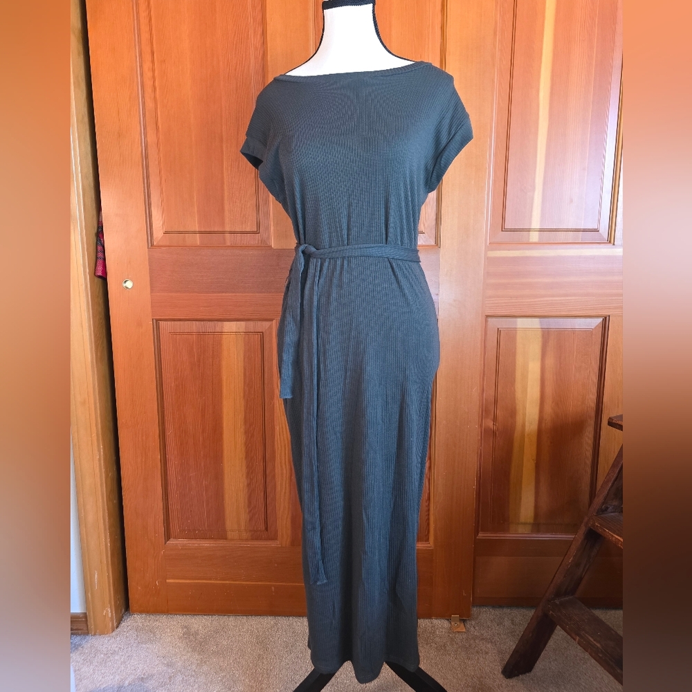 Alya Dark Green Ribbed Knit Midi Dress Size M Francescas NWT